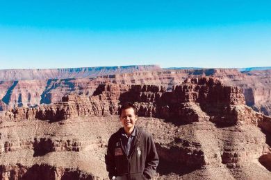 Mr. Rassmei – Representante en Camboya