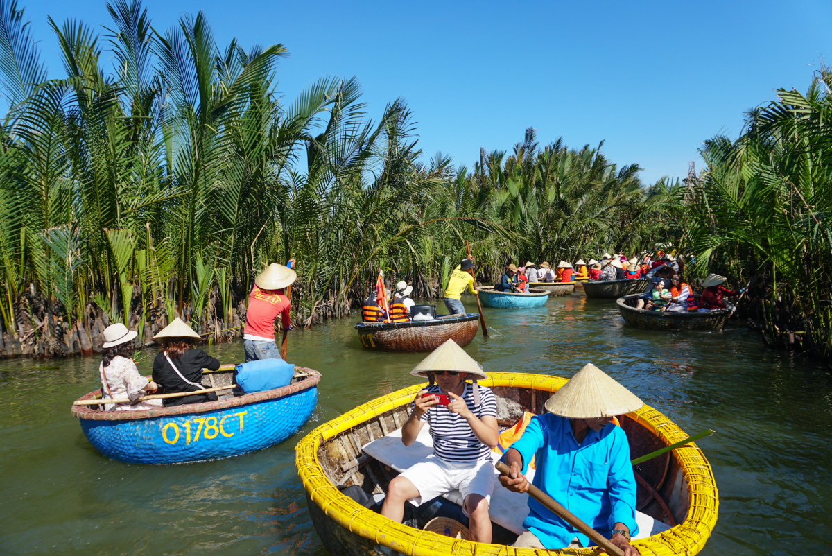 VIAGEM AO VIETNAME EM REGULAR  - 8 DIAS 7 NOITES 