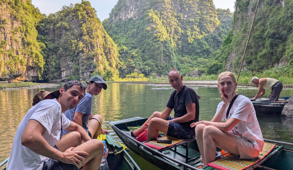 VIAJE POR VIETNAM Y CAMBOYA EN REGULAR -  15 DIAS 14 NOCHES